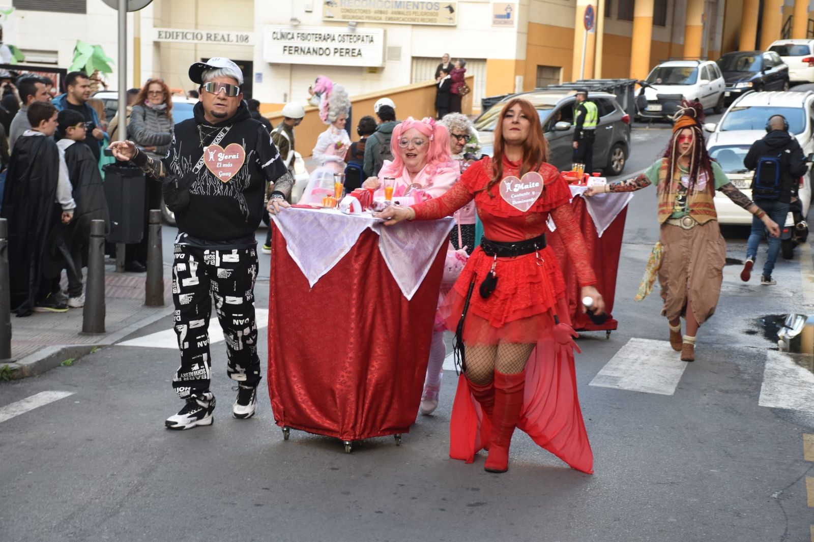 El Carnaval llena de color y ruido las calles del centro