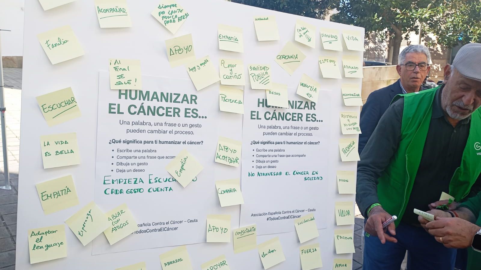 El tablón de los deseos de la AECC