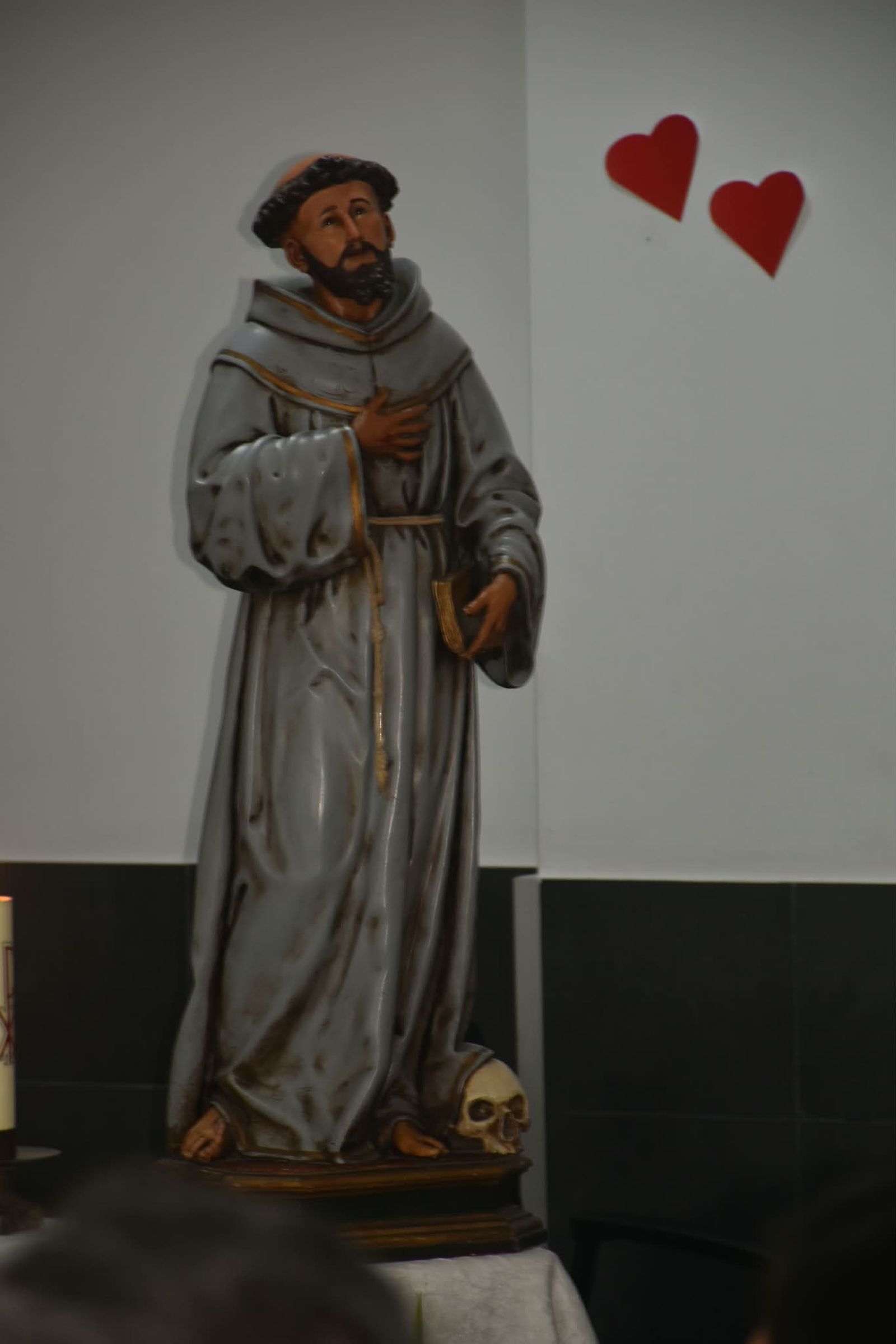 Misa en la residencia de Cruz Blanca en honor a su patrón, San Francisco de Asís