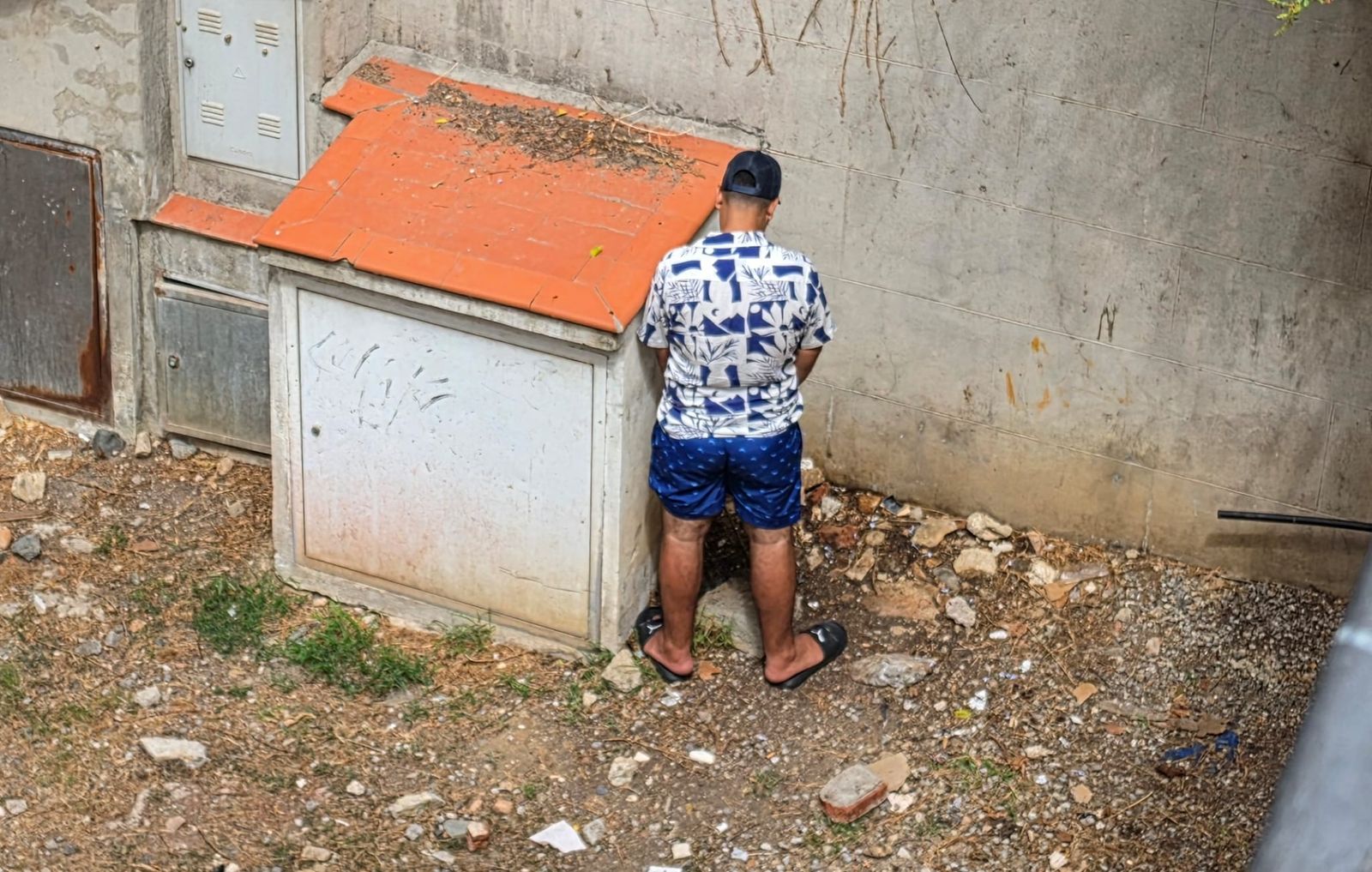 Miles de migrantes continúan deambulando por las calles de Ceuta ante la inseguridad de los ciudadanos