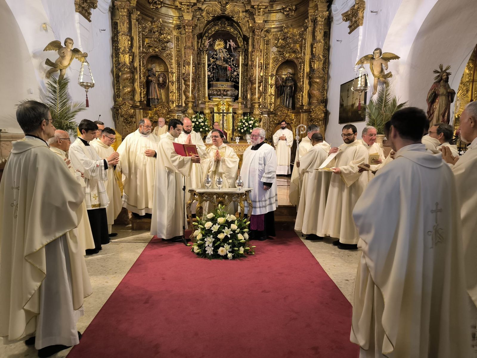 El Santuario de África acoge la Misa Crismal por la Semana Santa
