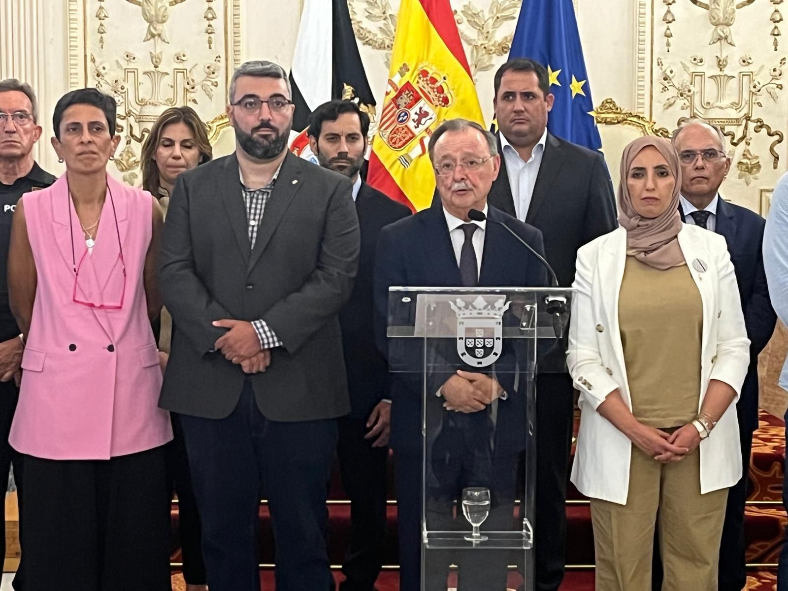 Vivas acusa al Gobierno de reaccionar tarde ante la mayor crisis migratoria de su historia