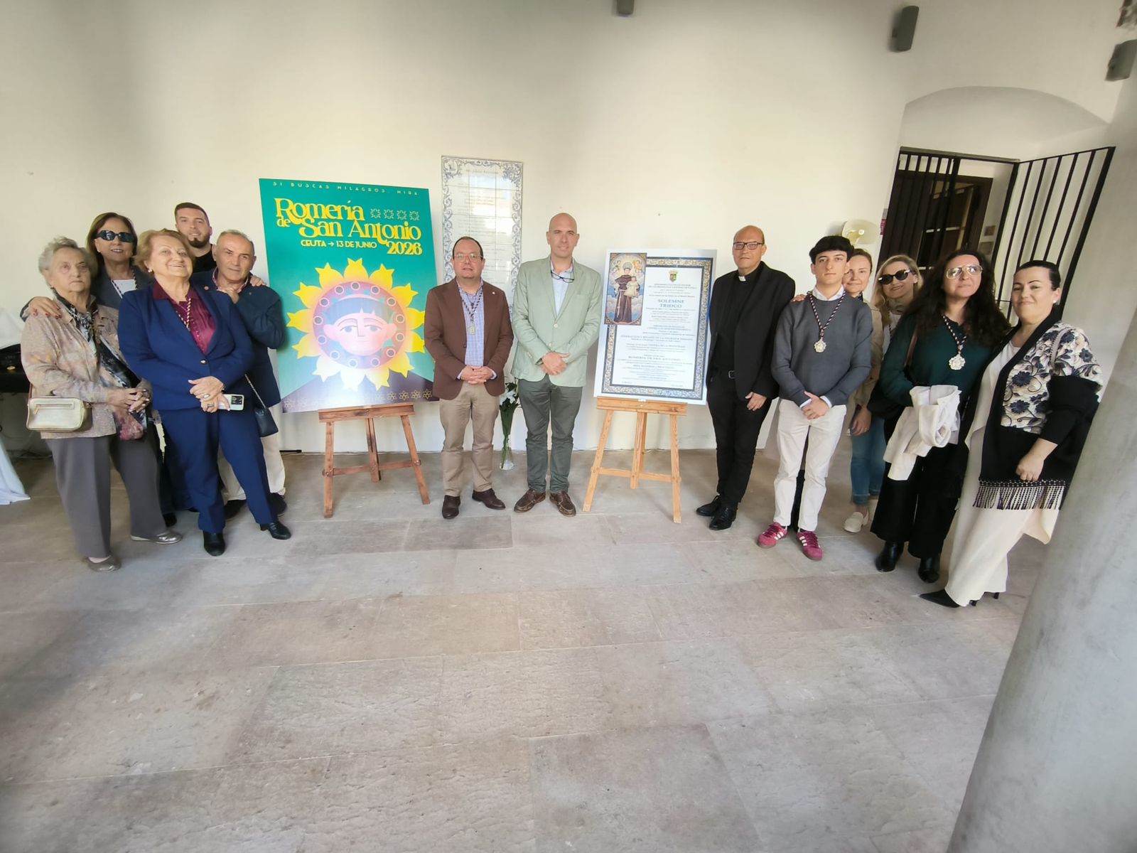 El cartel de la Romería y de cultos fue descubierto en la tarde de este martes