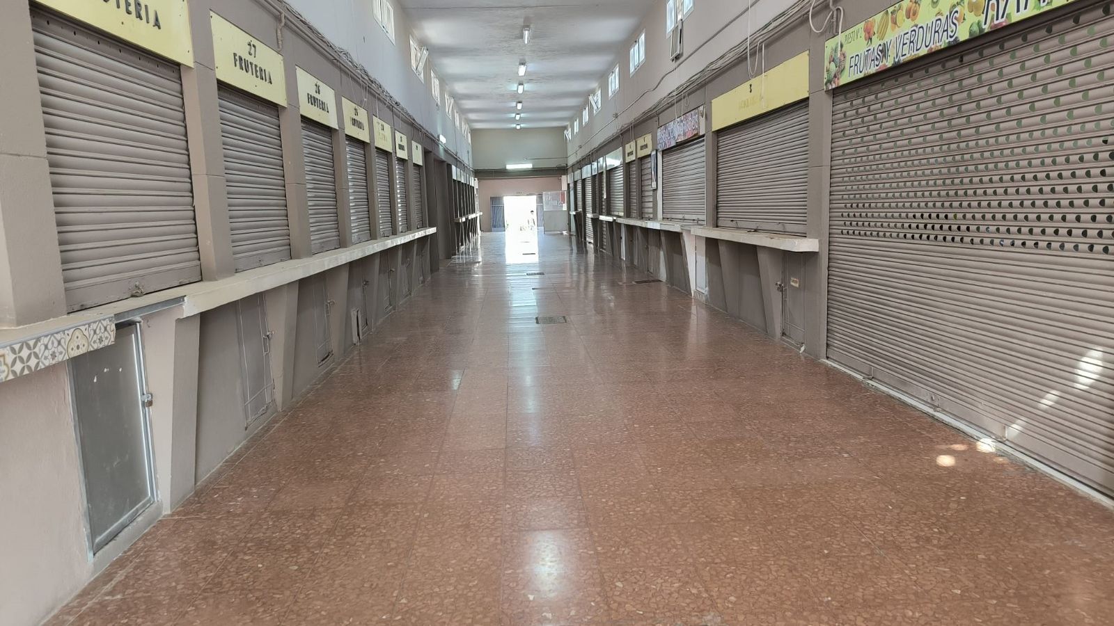 Interior del Mercado de Terrones