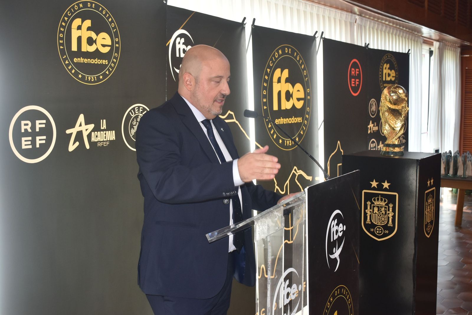 Emoción, homenajes y premios por el Día del Entrenador