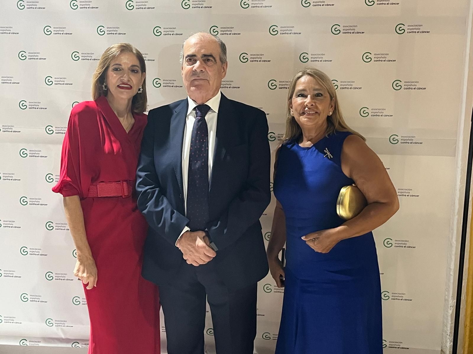 FOGALERÍA | La cena benéfica en Ceuta de la AECC en imágenes