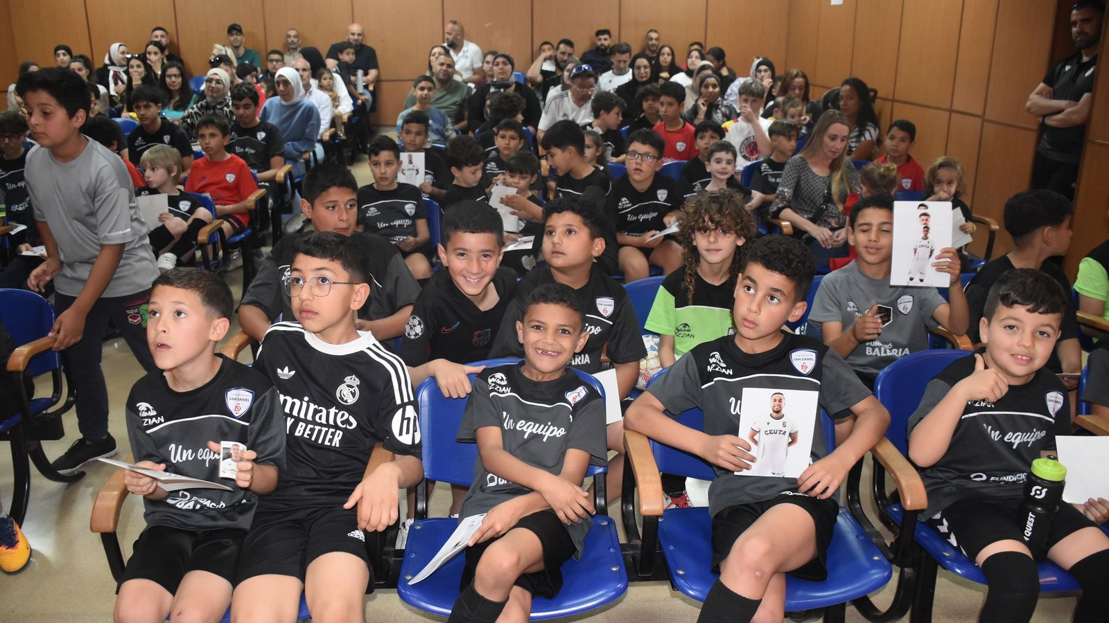 La AD Ceuta visita el Colegio San Daniel