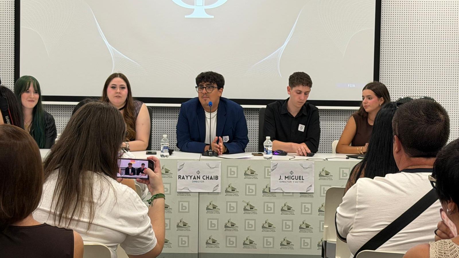 Presentación del corto 'Deshumanizados', realizado por jóvenes ceutíes