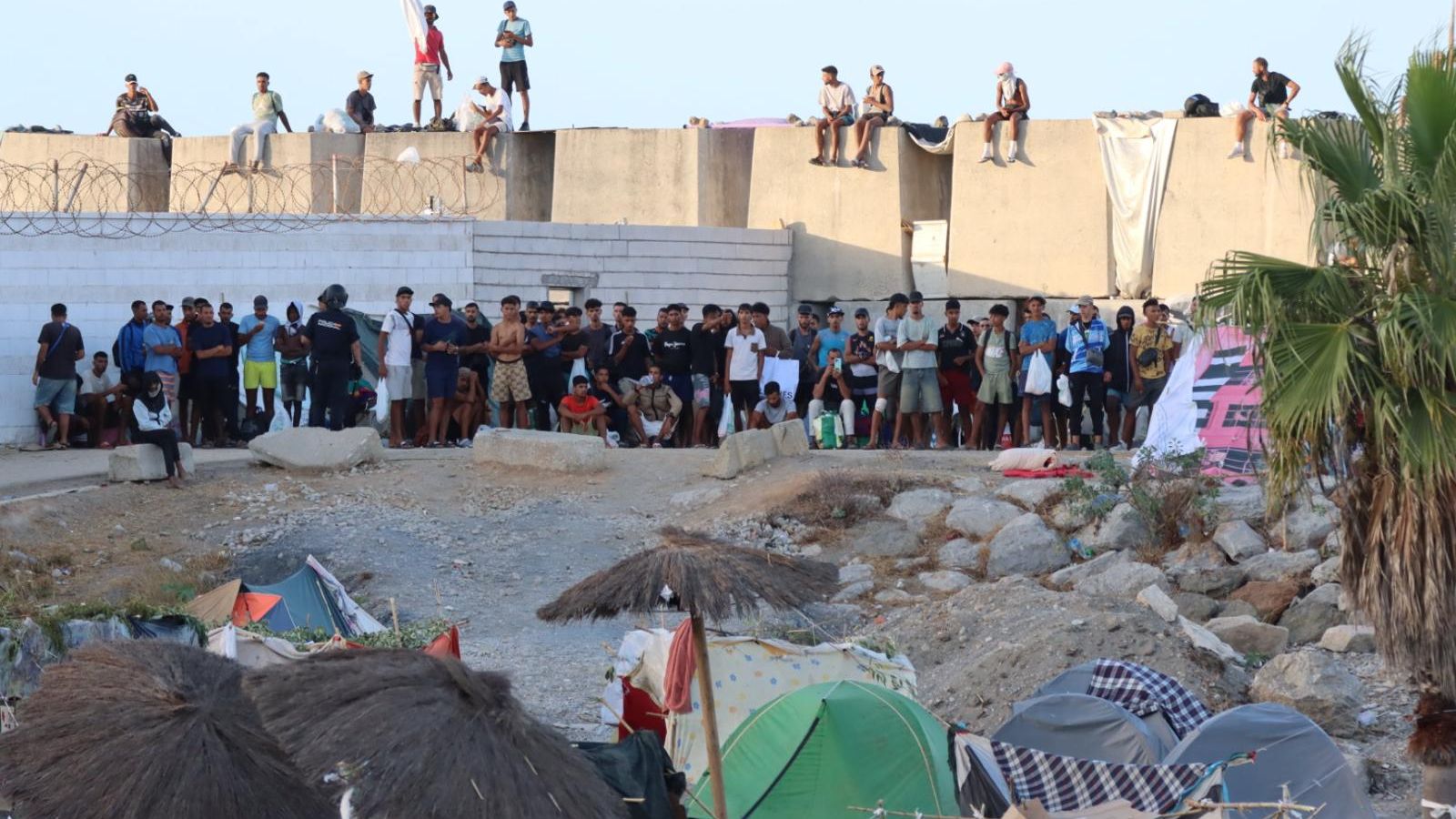 Quema de los asentamientos de migrantes en Benítez