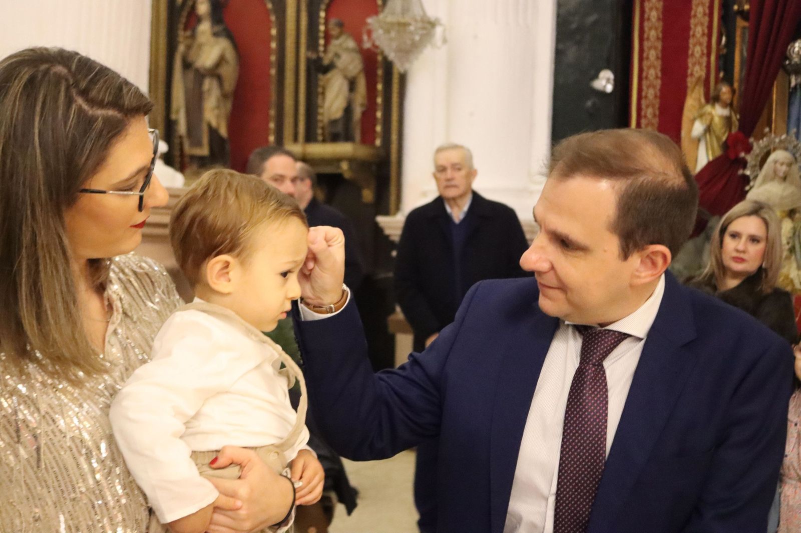 Bautizos en la iglesia de África