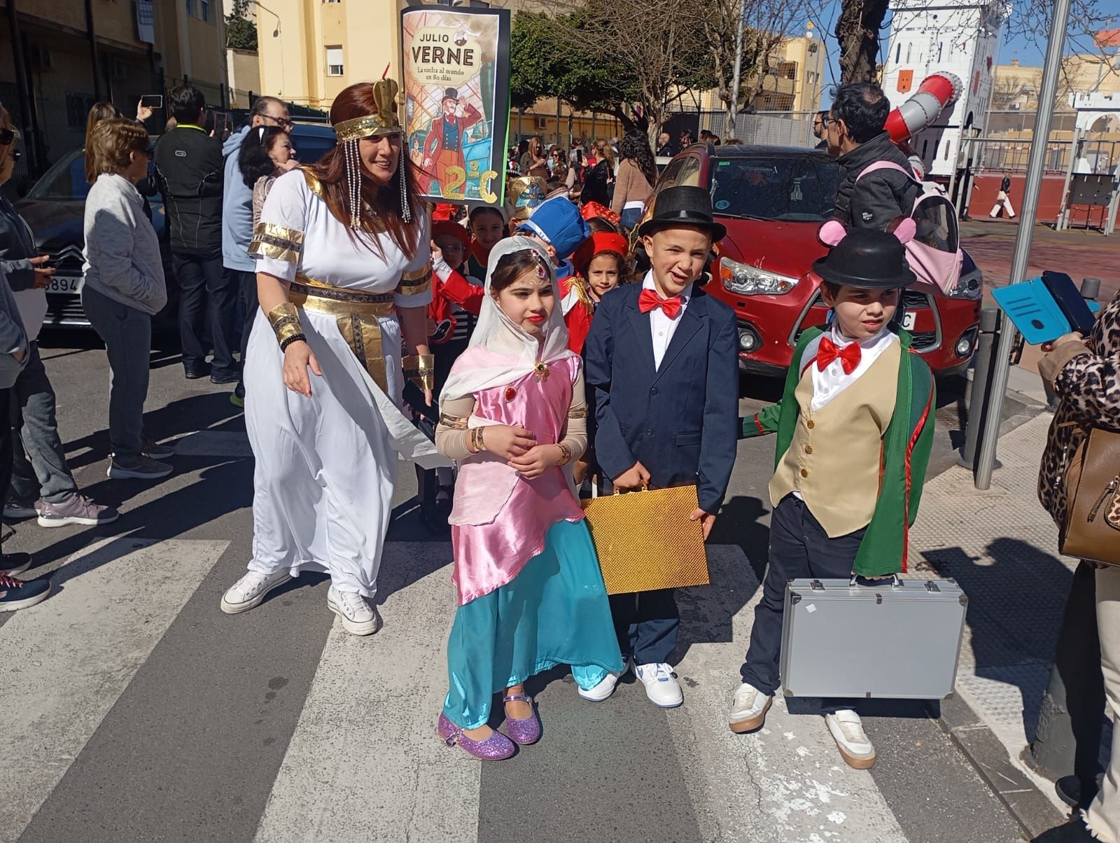 La 'vuelta al mundo' carnavalera del 'Ortega y Gasset