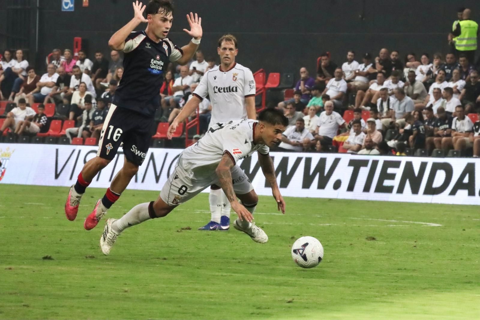 El partido  AD Ceuta-Celta Fortuna en imágenes