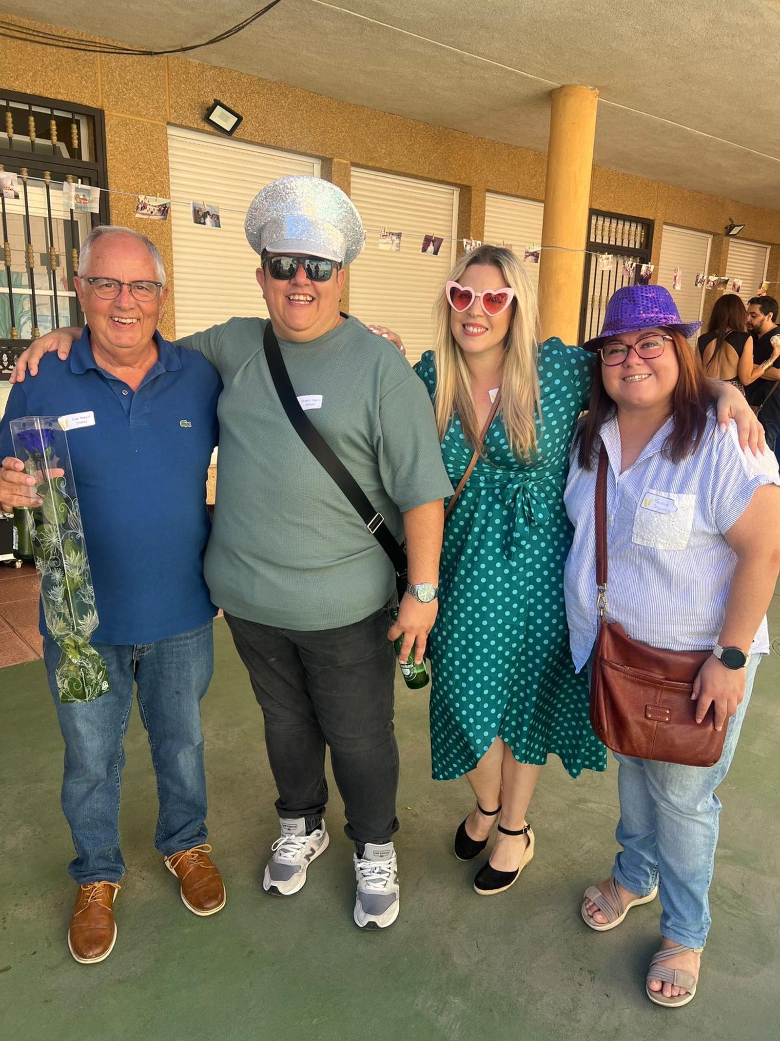 Antiguos alumnos de Juan XXIII y Sagrado Corazón convierten el Colegio San Daniel en un refugio de recuerdos
