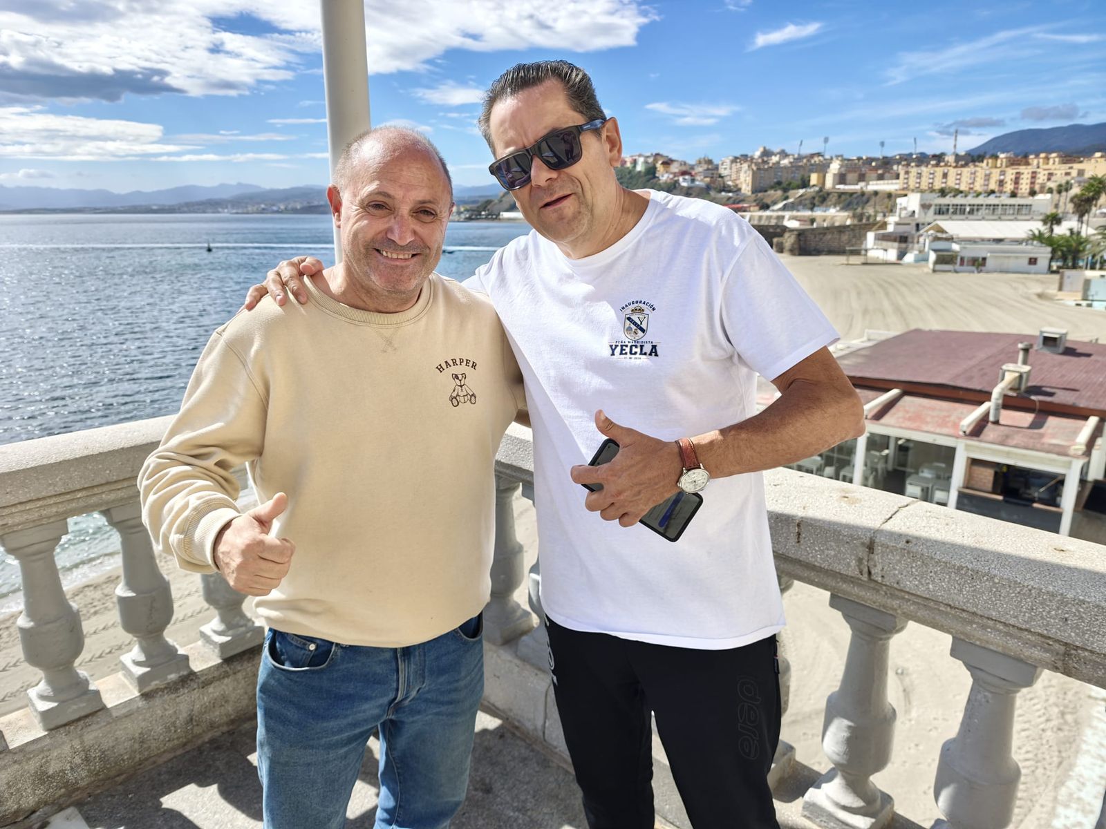 Tomás Roncero visita la redacción de El Pueblo de Ceuta