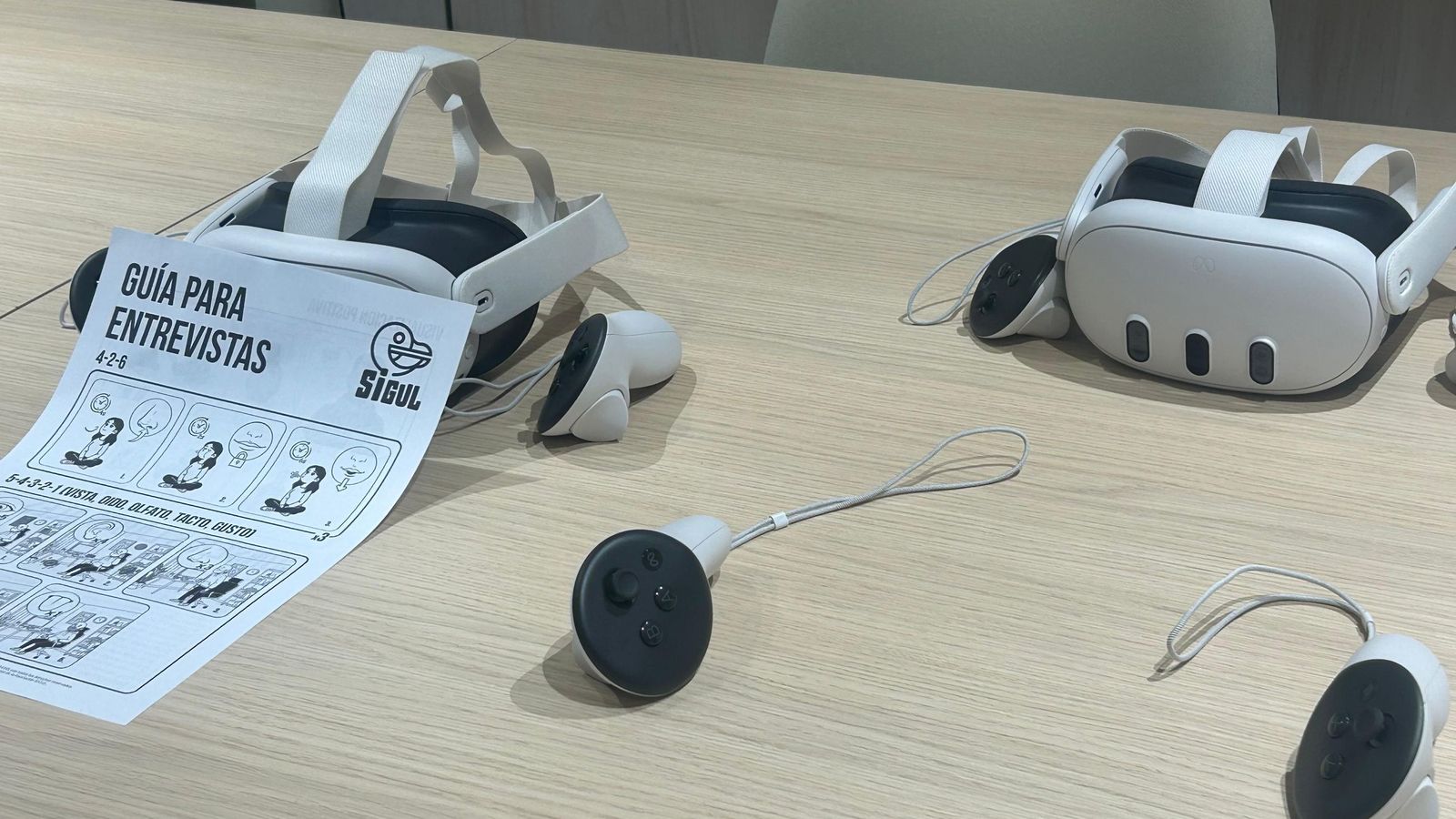 Gafas de realidad virtual con las que preparan las entrevistas de trabajo