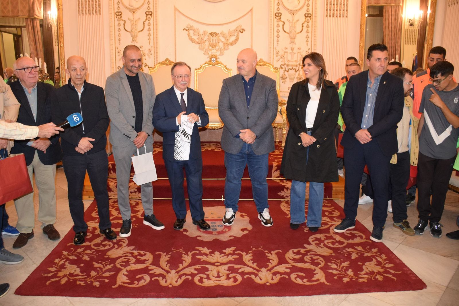 Vivas recibe al equipo Genuine de la AD Ceuta