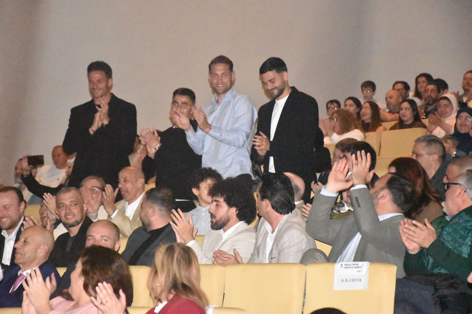 Ceuta ensalza el talento, esfuerzo y futuro de sus “héroes entre dos mares”