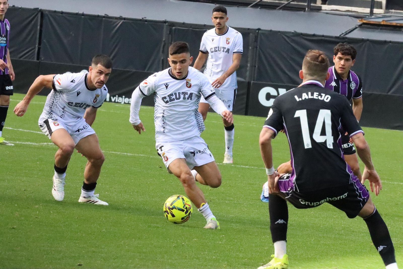 La AD Ceuta pone fin a su buena racha como local