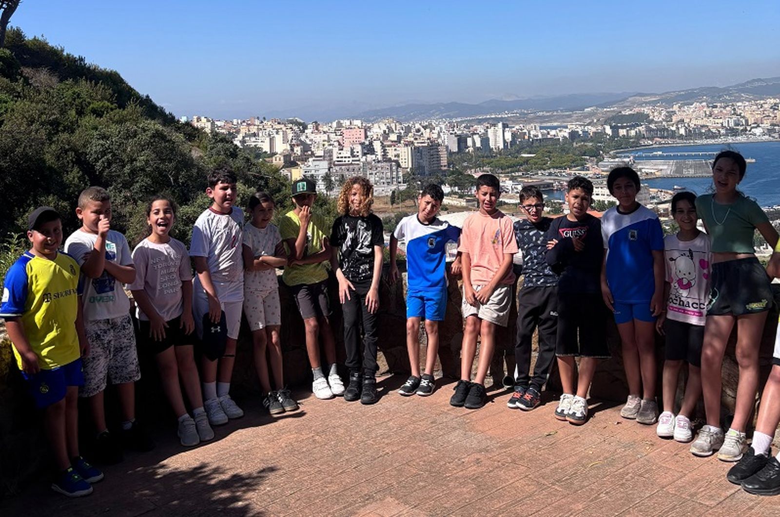 Más de 500 escolares de Ceuta participan en las jornadas de iniciación a los deportes de montaña organizadas por la FDMEC