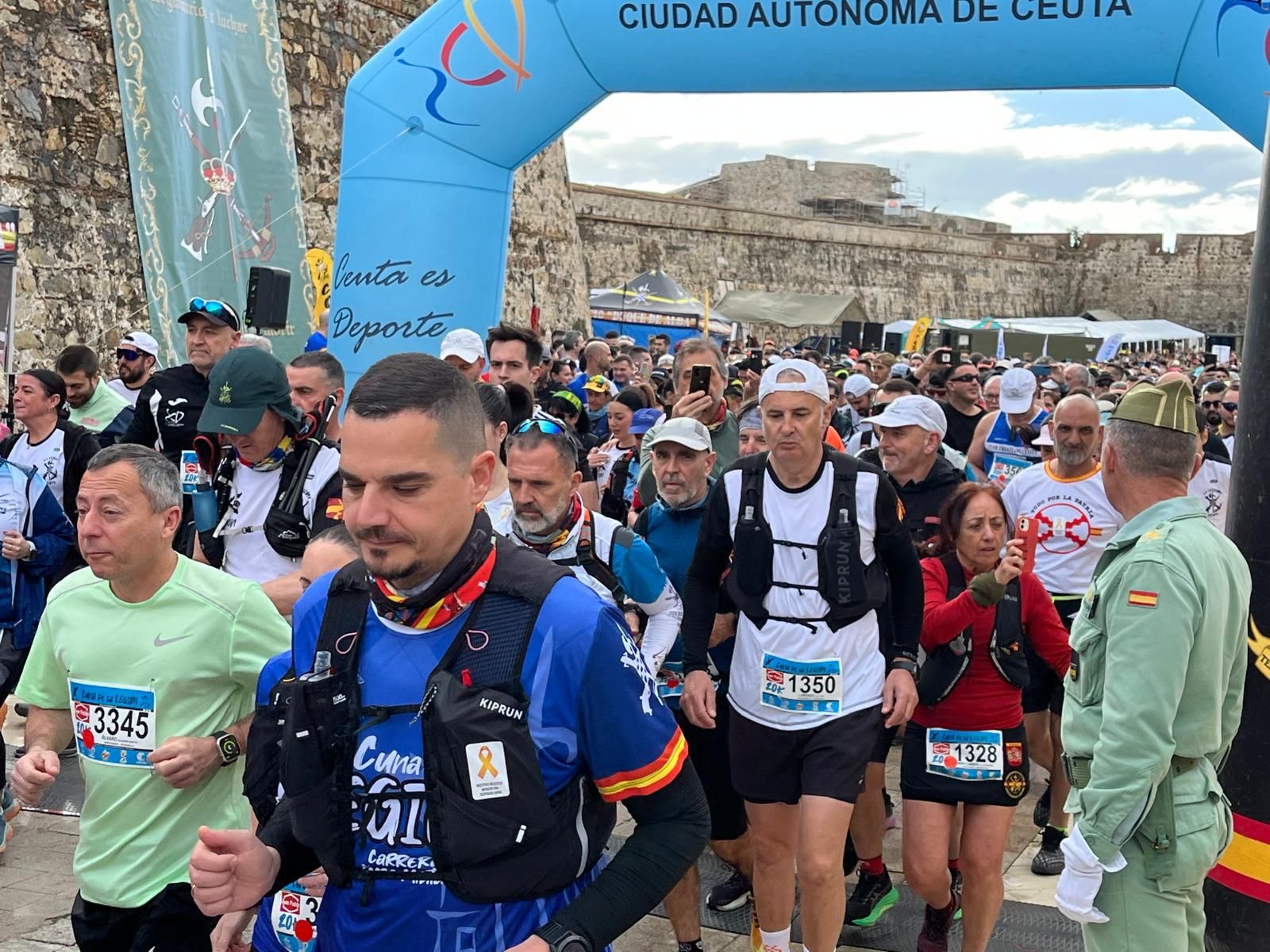 La previa y el inicio de la X Cuna de la Legión a través del objetivo de Reduan