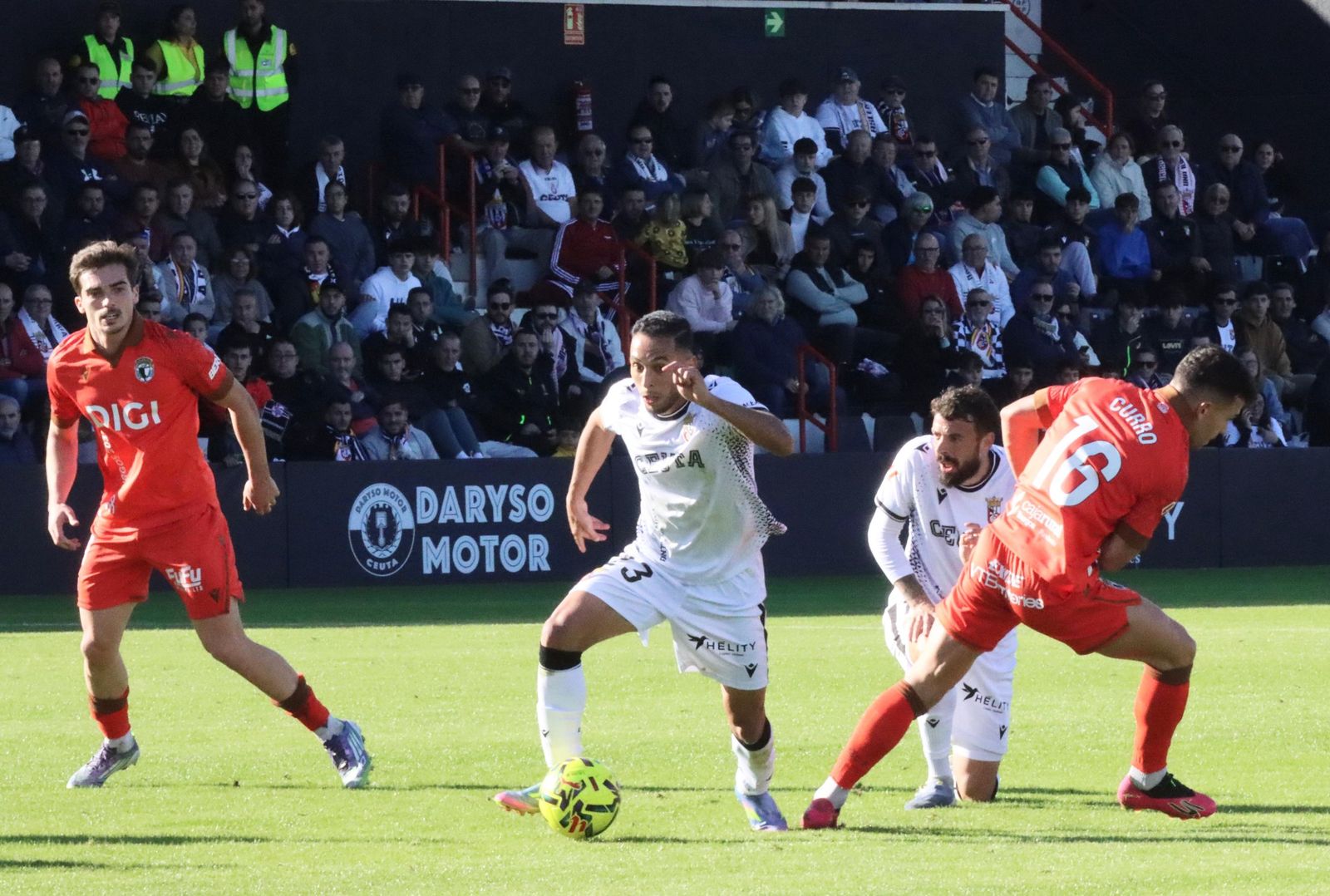 FOTOGALERÍA | Así se vivió la sexta victoria ceutí en el Alfonso Murube