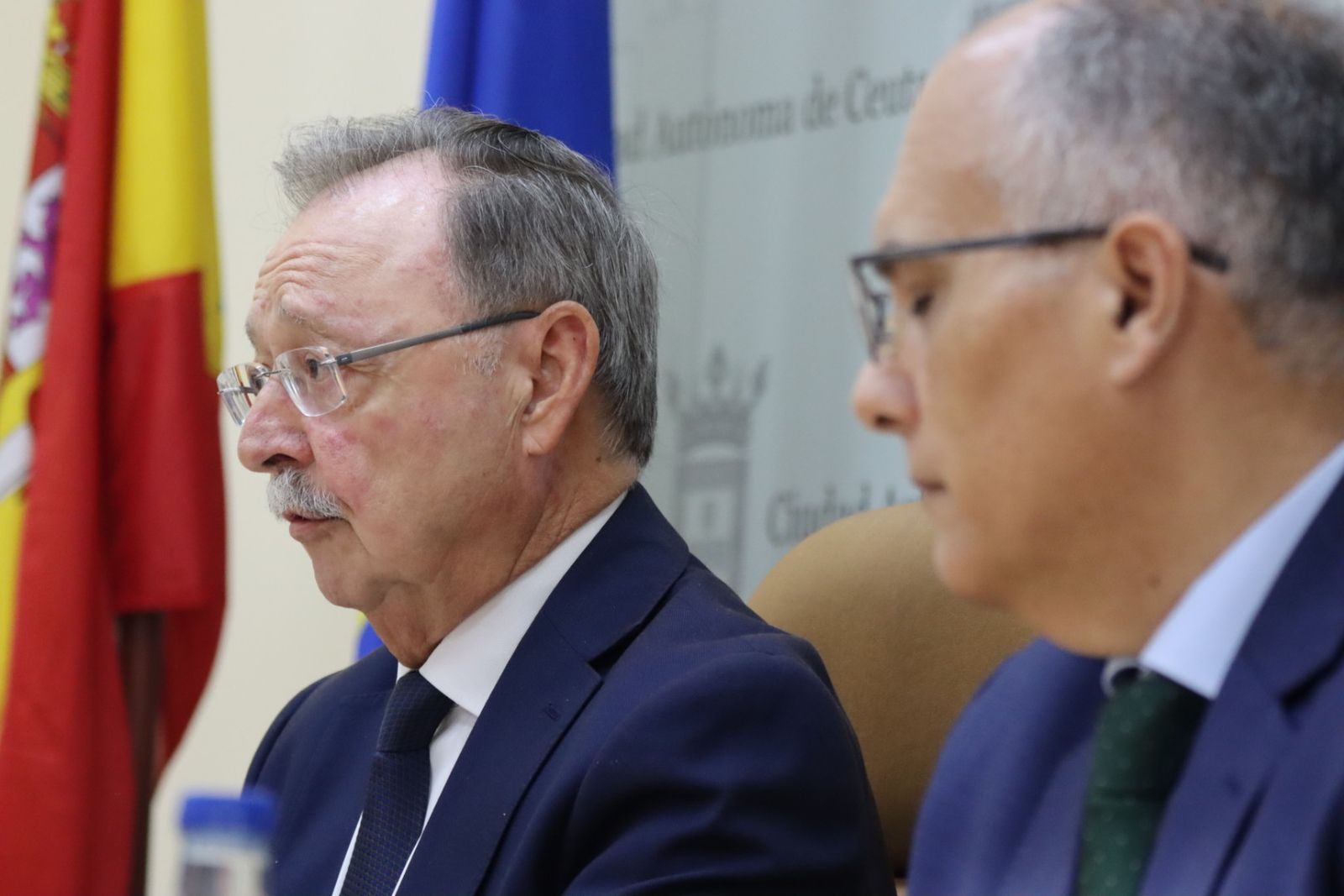 El presidente de Ceuta, Juan Vivas, durante la comparecencia ofrecida este martes junto a Alberto Gaitán