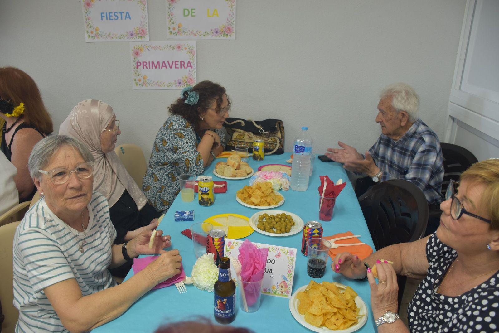 Villajovita se viste de feria para celebrar la primavera junto a sus mayores