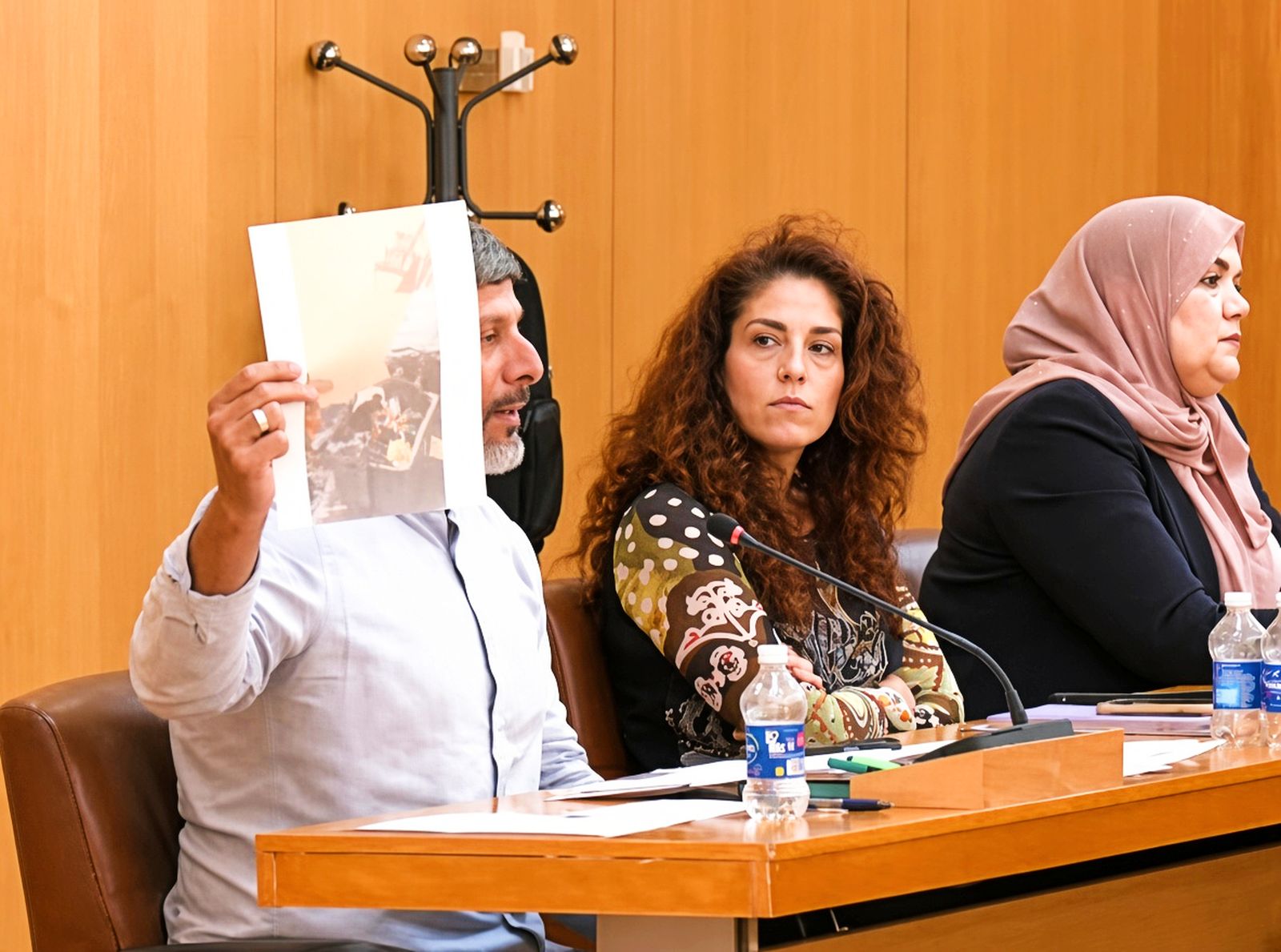 Mohamed Mustafa y Julia Ferreras, diputados de Ceuta Ya! en la Asamblea