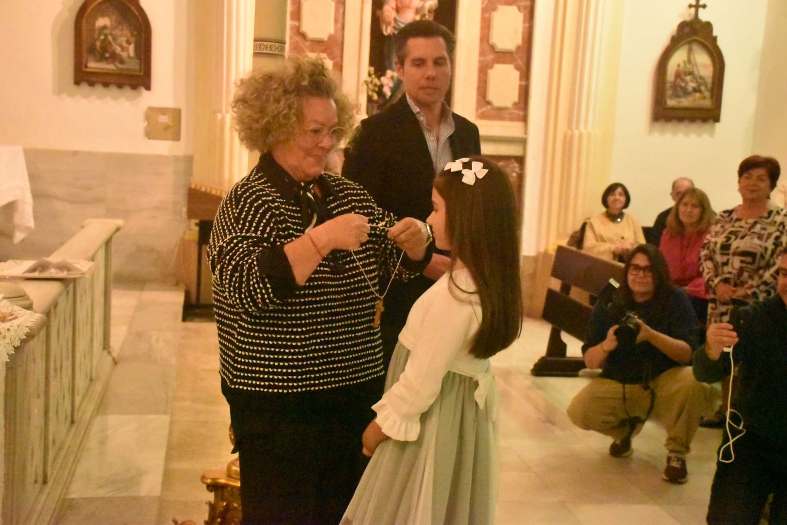 Bendición de las cruces en la iglesia de San Francisco
