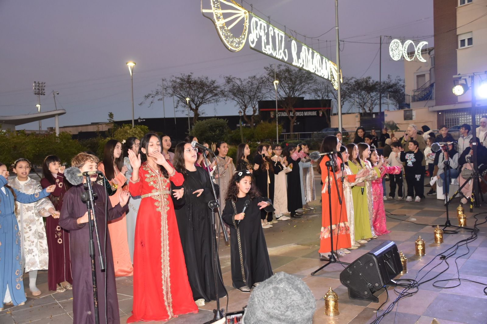 Ceuta ya luce sus luces por Ramadán