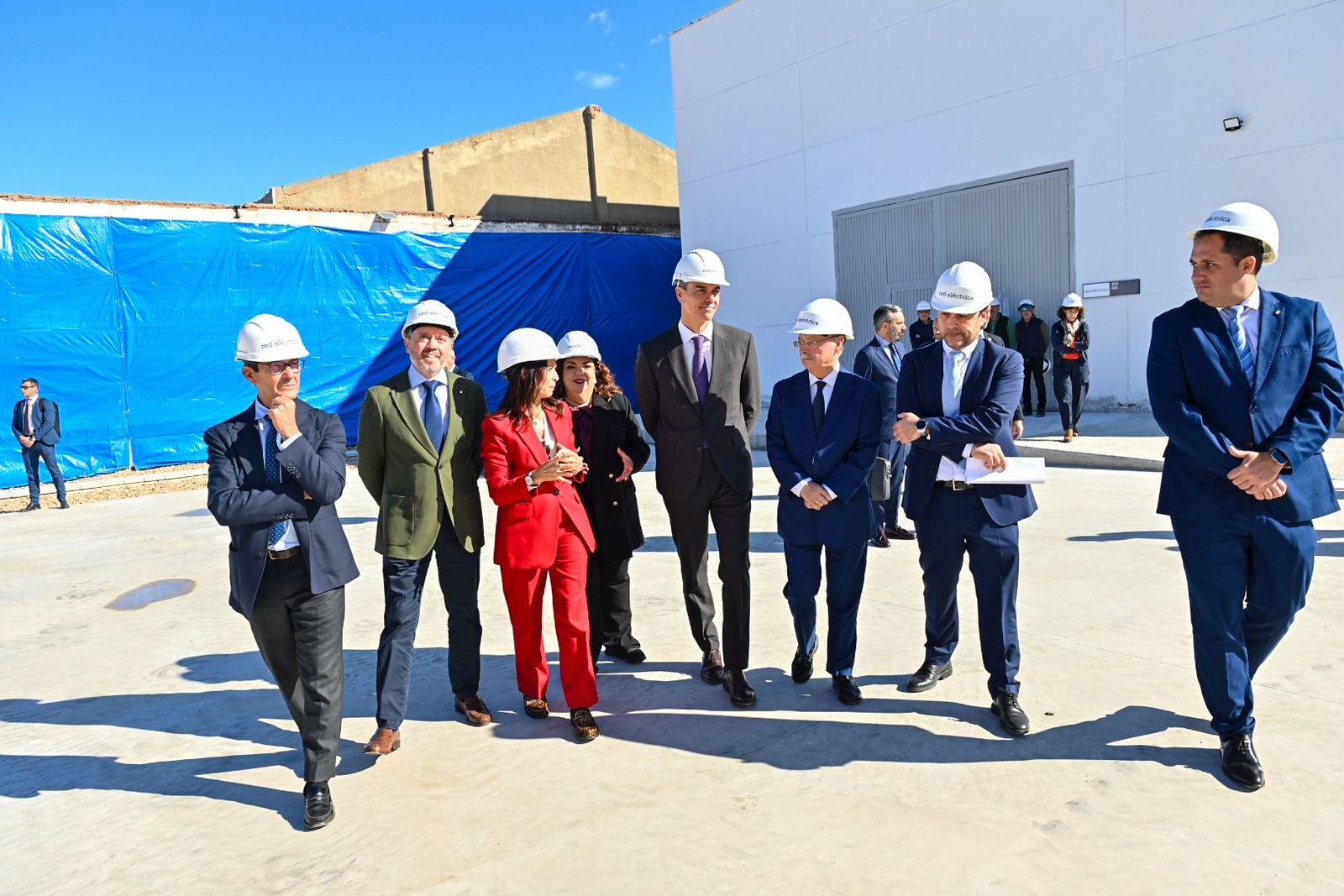 El presidente visita la subestación eléctrica que conectará Ceuta con la península