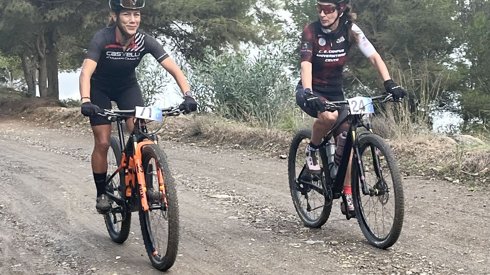 María Bohórquez y Loli Blanco