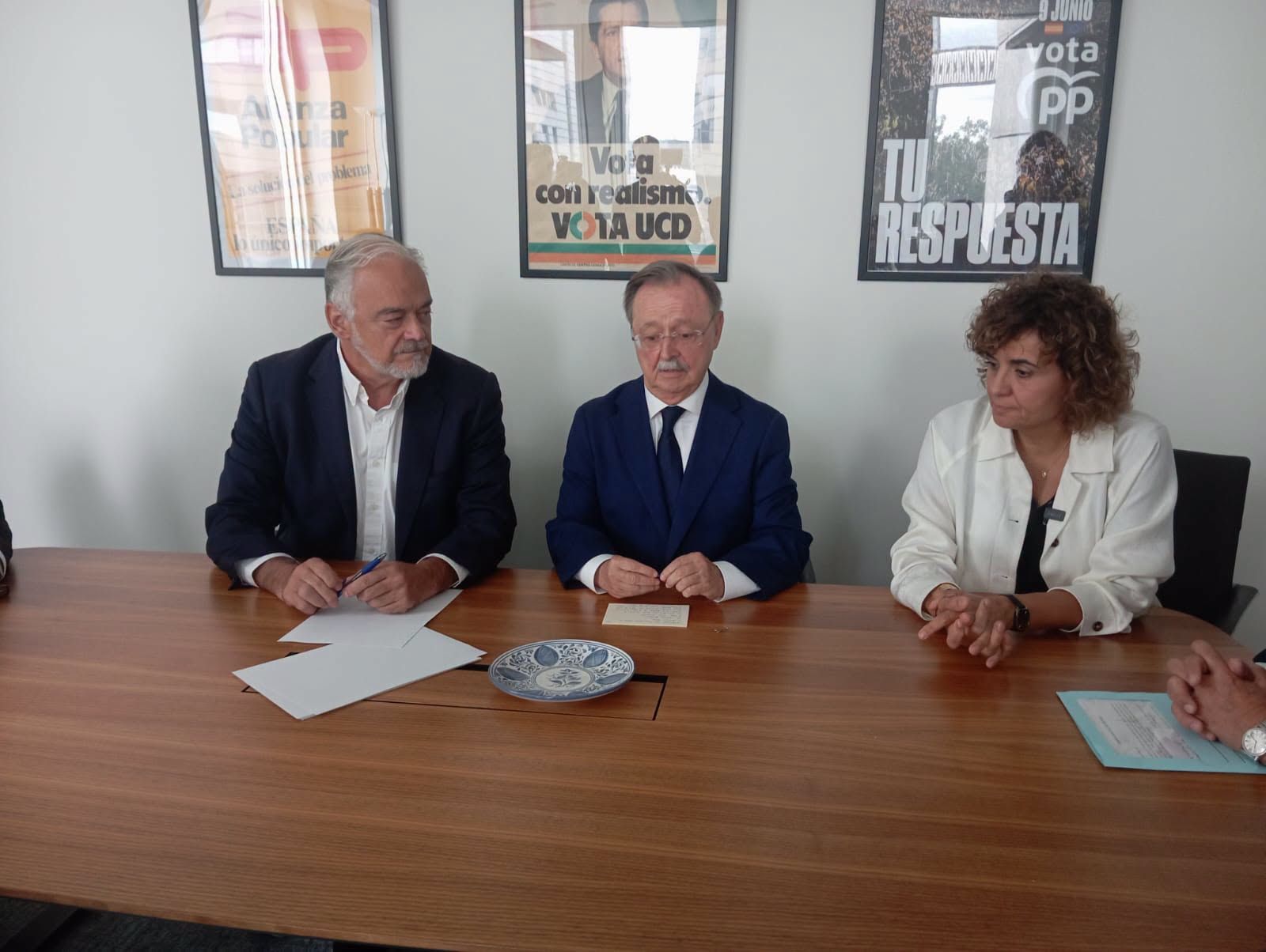 El presidente Vivas durante una de las reuniones mantenidas en Bruselas este martes