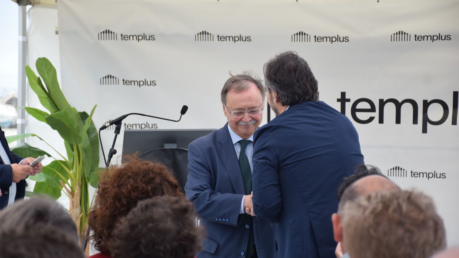 Imágenes del acto sobre el primer data center de Ceuta