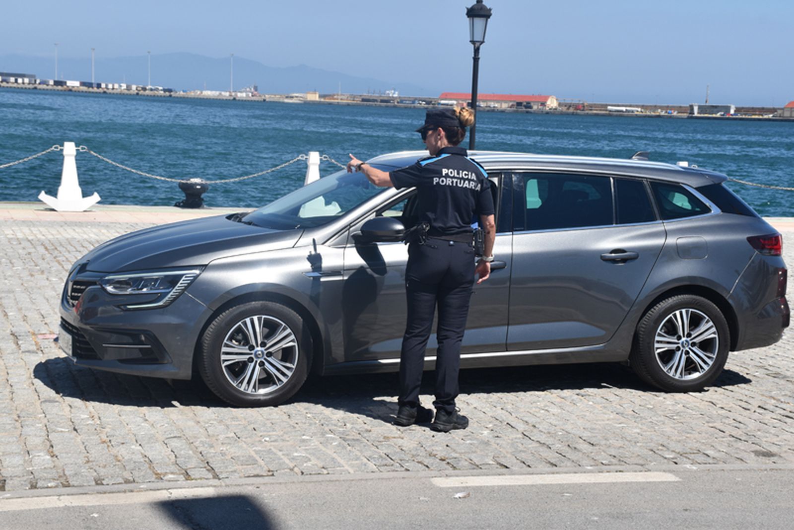 La OPE ensaya una zona de emergencia en el Muelle España