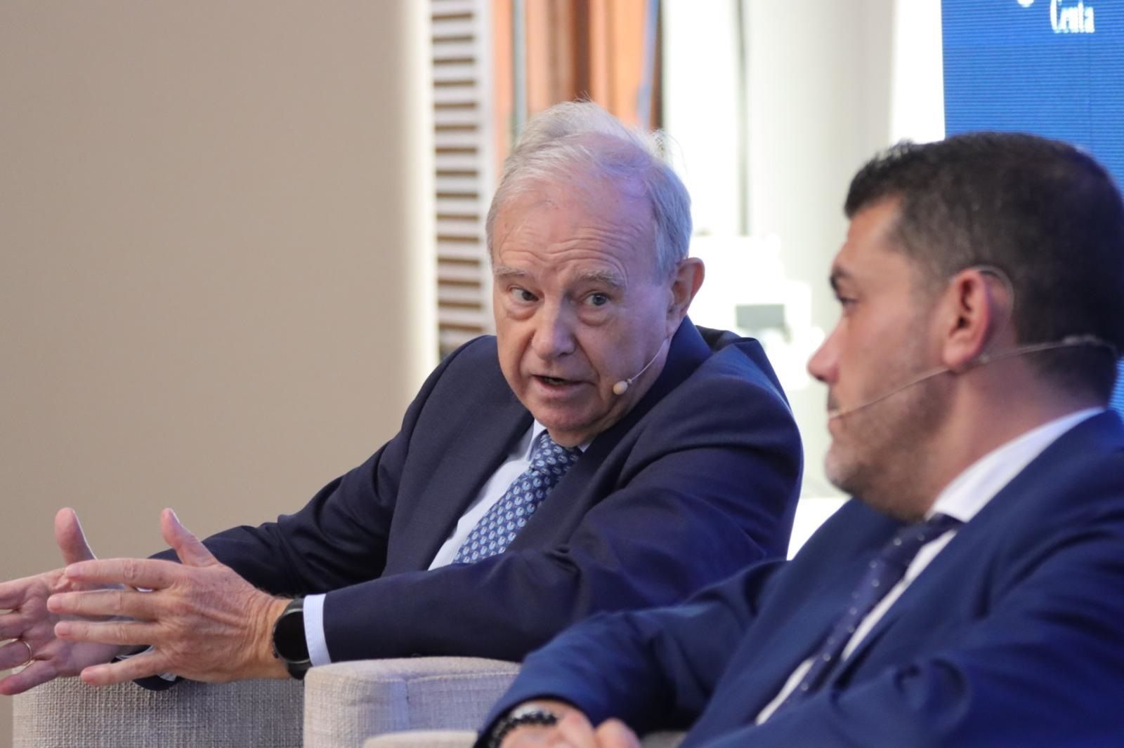 Miguel Ángel Ballesteros, durante su intervención en el Foro