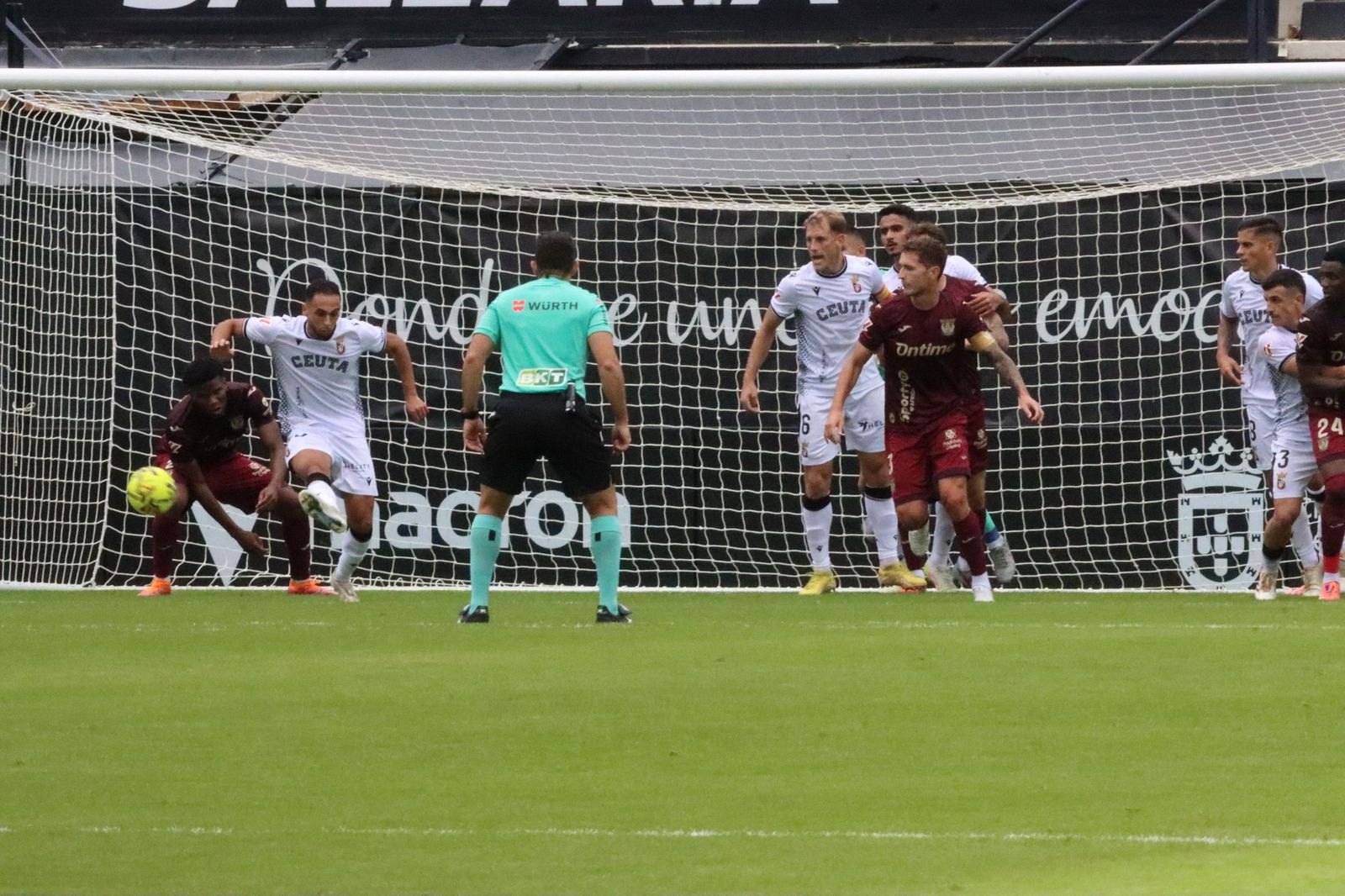FOTOGALERÍA | El intenso encuentro entre la AD Ceuta y el Leganés en el Alfonso Murube