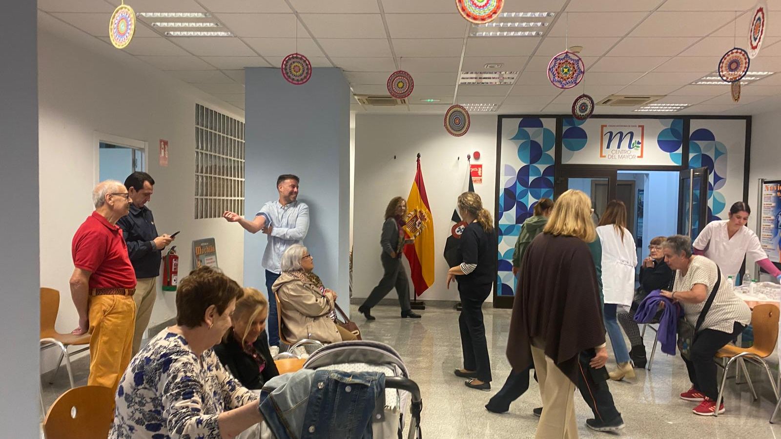 Imágenes de la campaña de vacunación en Plaza de los Reyes.