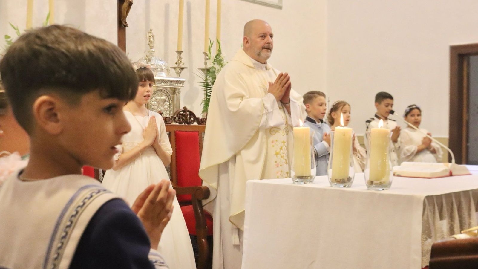 Comuniones en la parroquia de San Juan de Dios