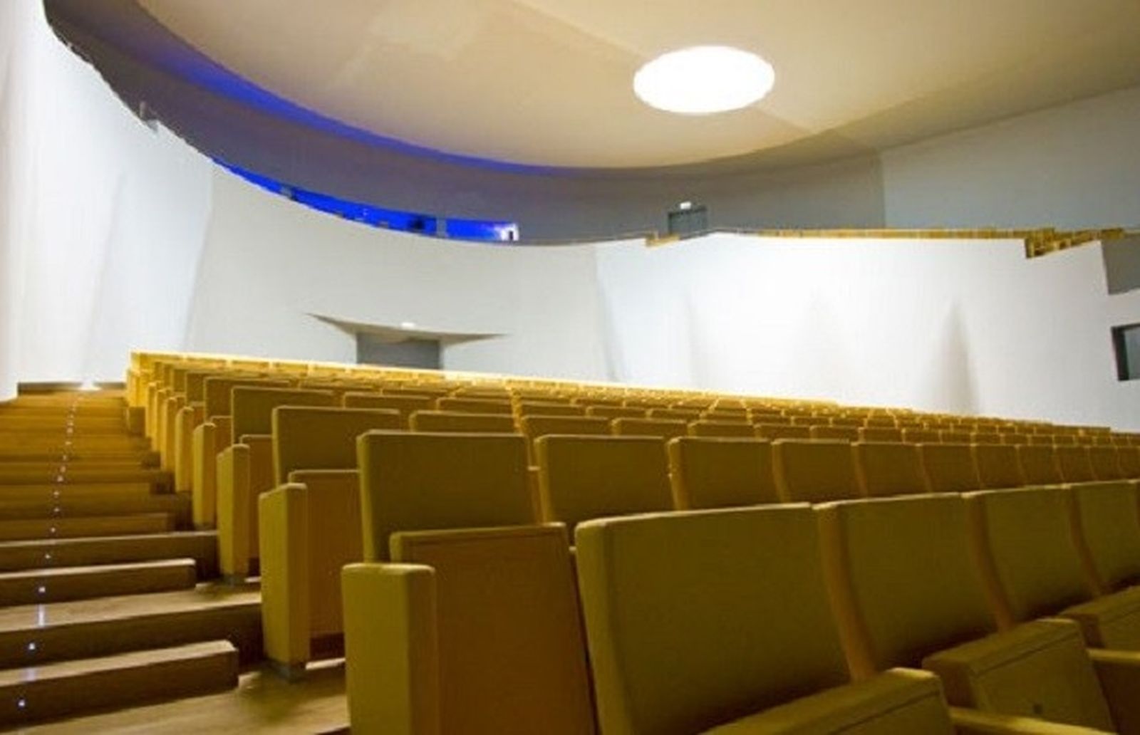 Interior del Teatro Auditorio Revellín. / FOTO EL PUEBLO