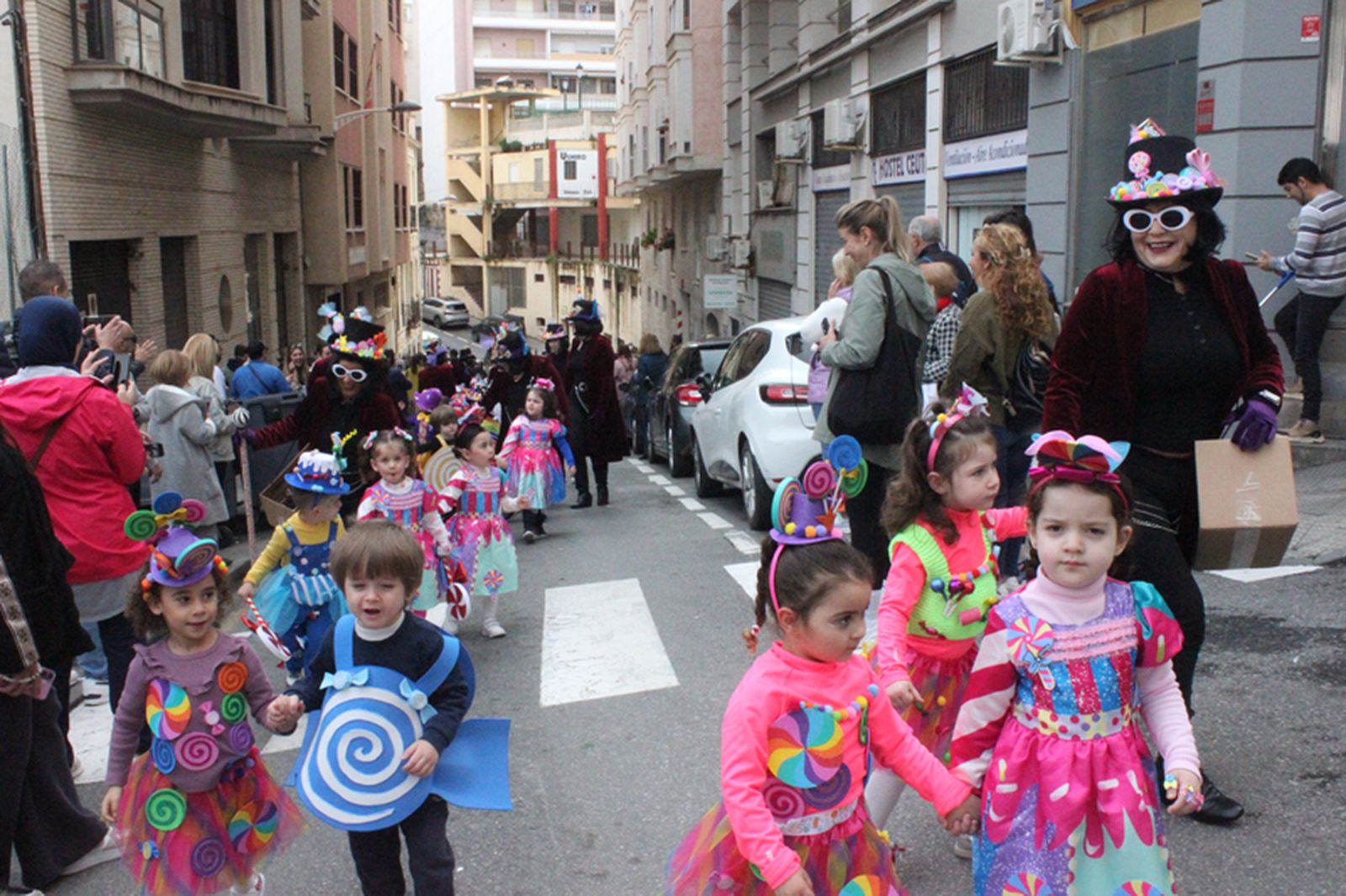 Pasacalles de carnaval del Beatriz de Silva. / FOTO S.C.
