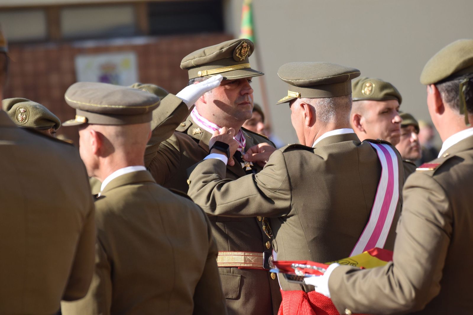 El Regimiento de Ingenieros 7 honra a San Fernando en una solemne parada militar en El Jaral