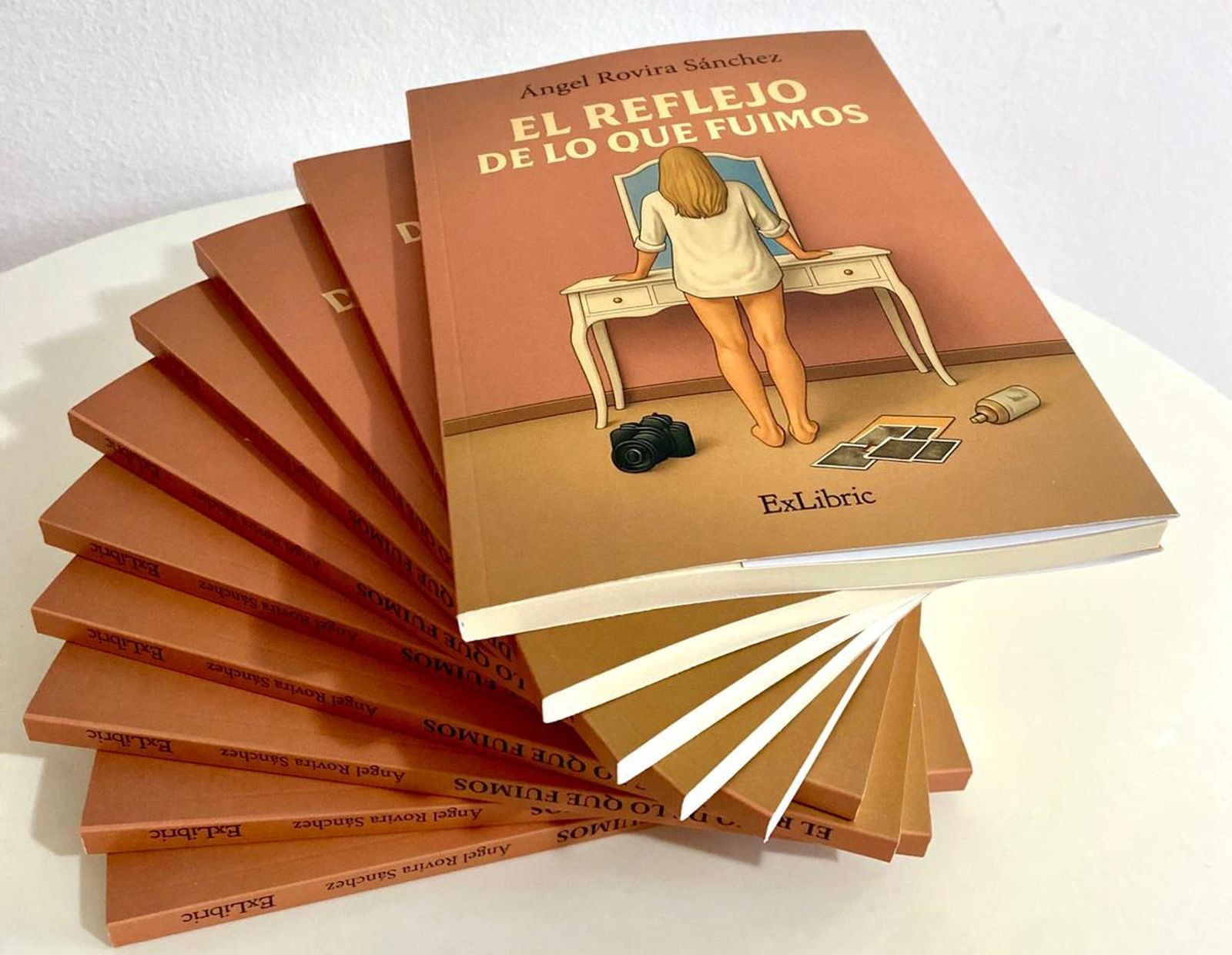 Ejemplares de "El reflejo de lo que fuimos"