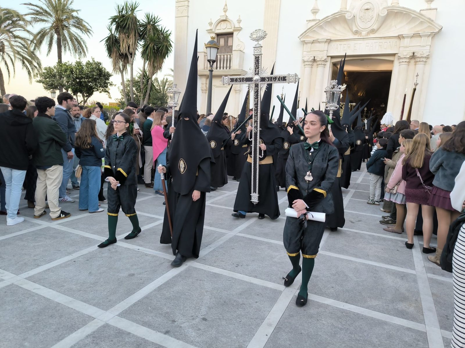 La imagen más antigua y el fervor de costumbre