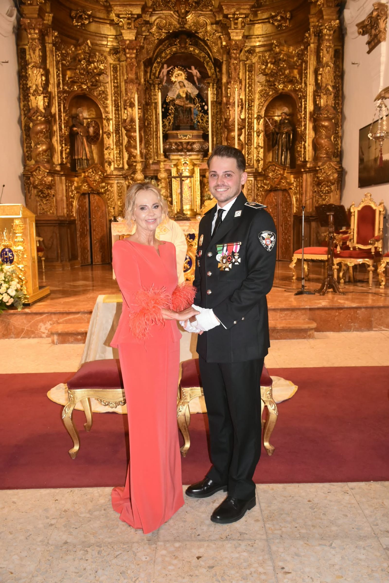 Alejandro y Tamara se dan el "sí quiero" ante la Virgen de África