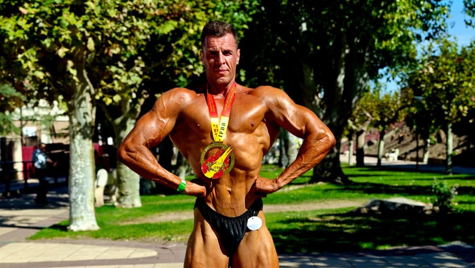 Miguel Vázquez, con la medalla conquistada