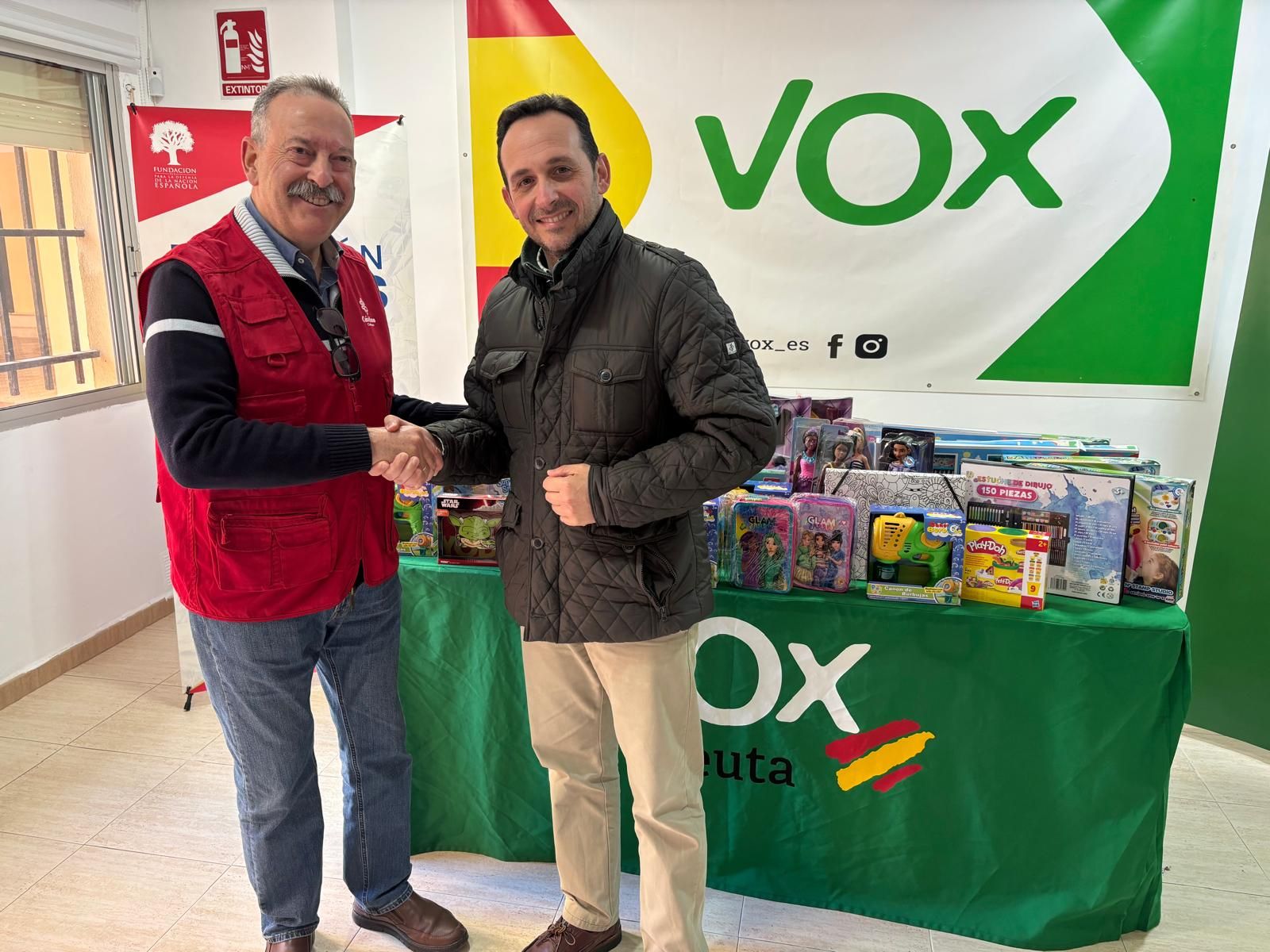 Imagen de la entrega de juguetes.