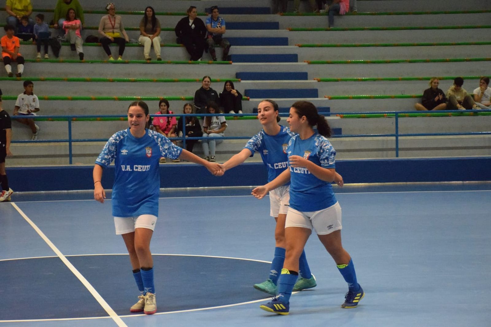 Comienza la Liga Senior Femenina con cuatro partidos