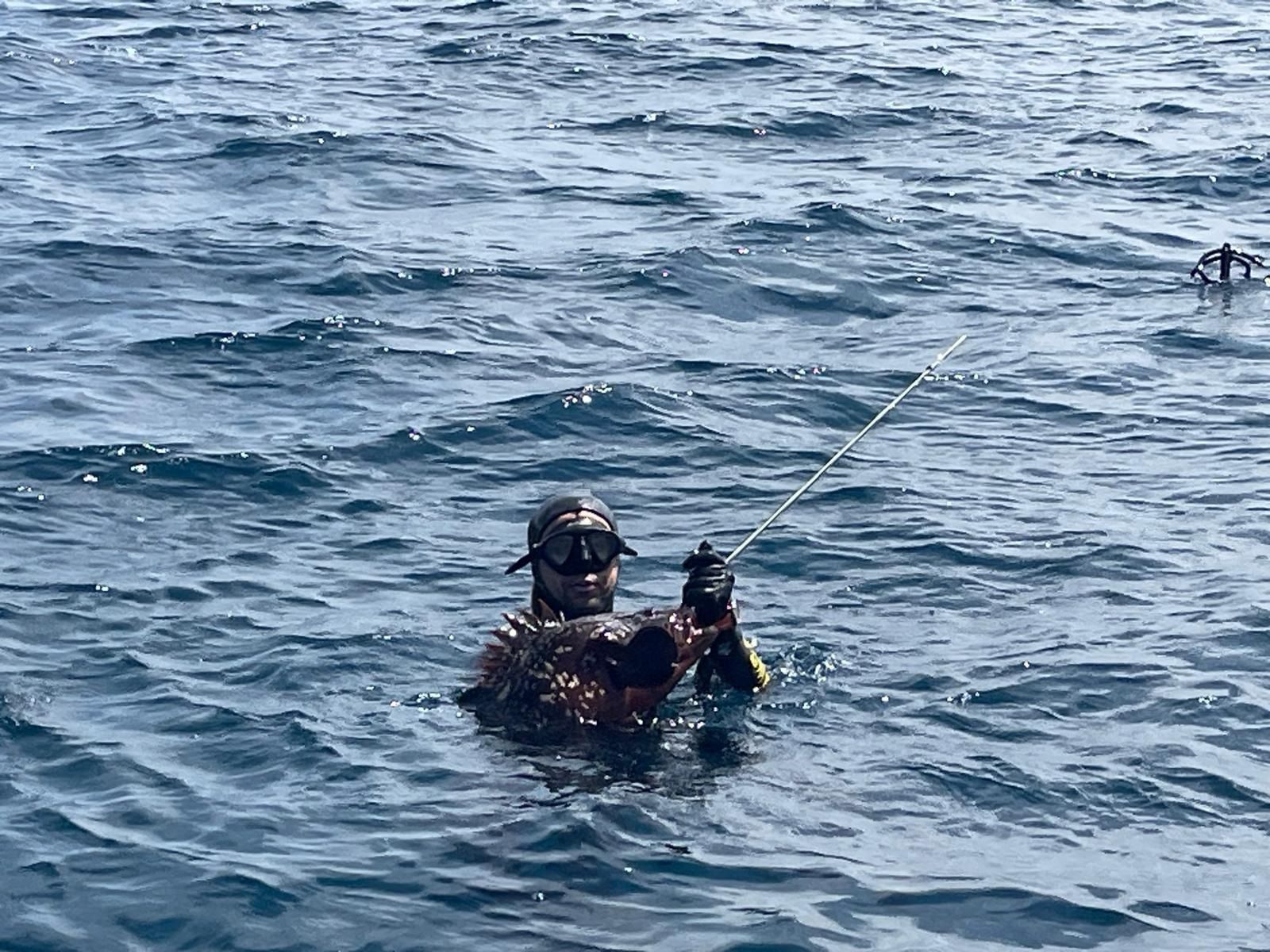 Jalid se impone en el campeonato local de pesca submarina celebrado en Ceuta