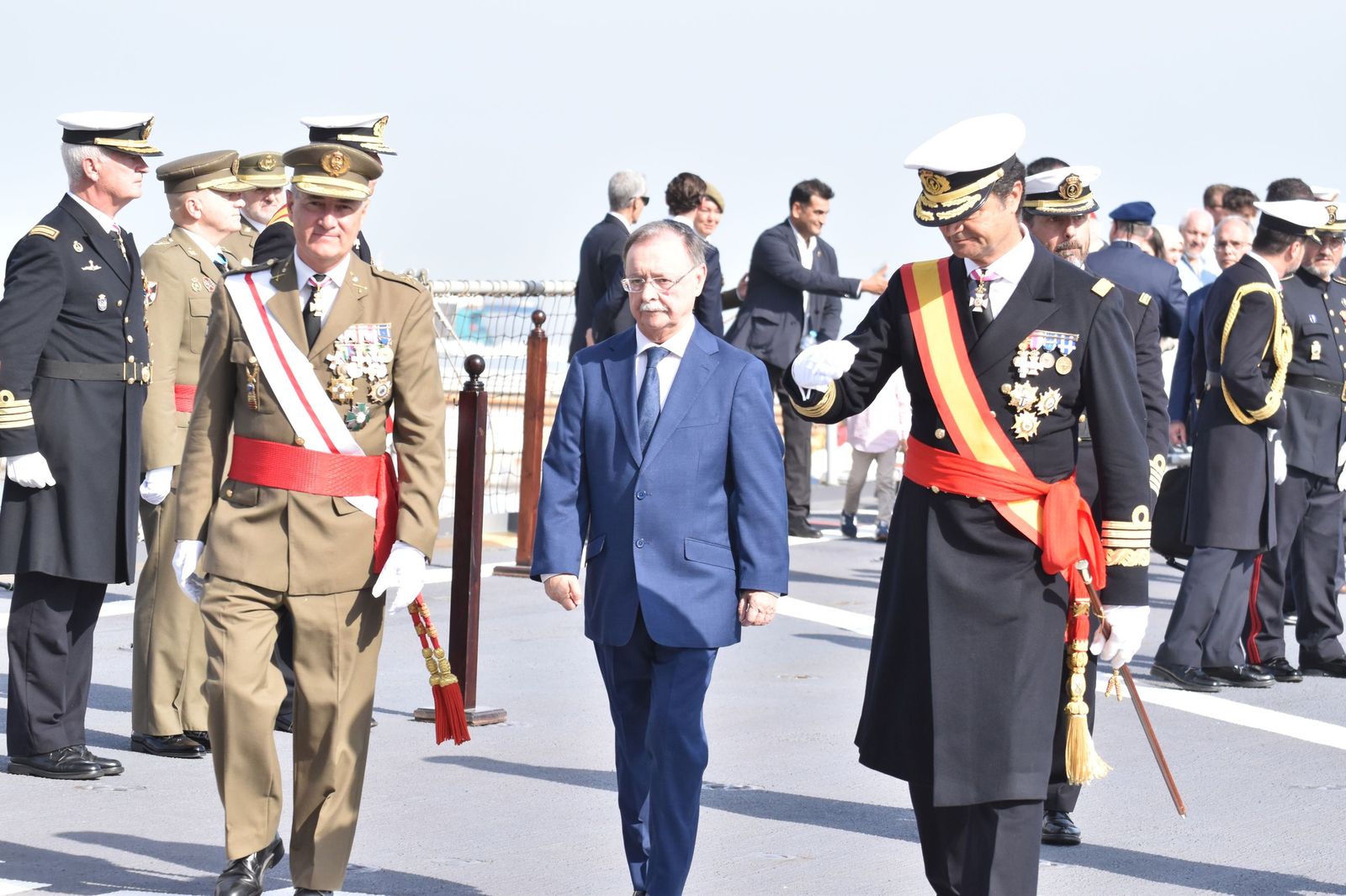 Emotiva jura de bandera a bordo del 'Castilla'
